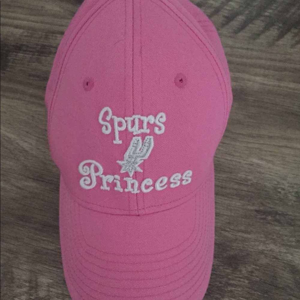 Spurs Cap